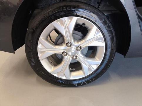 CHEVROLET ONIX PLUS 10TAT LTZ