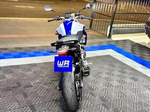 BMW F 900 R SPORT PLUS