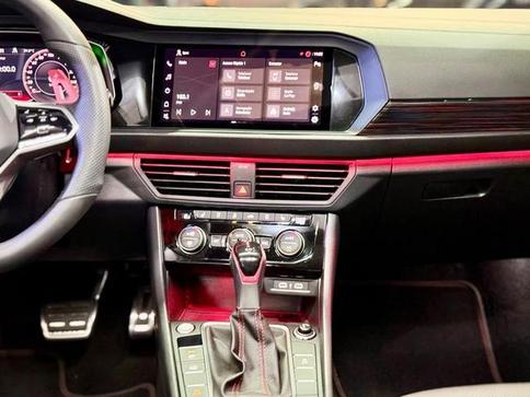 VOLKSWAGEN JETTA GLI 350 TSI 2.0 16V 4P TIPT.