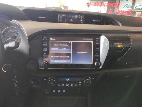 TOYOTA HILUX 2.8 SR 4X4 CD 16V DIESEL 4P AUTOMATICO