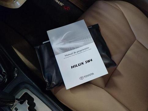 TOYOTA HILUX SW4 SRV 4X4