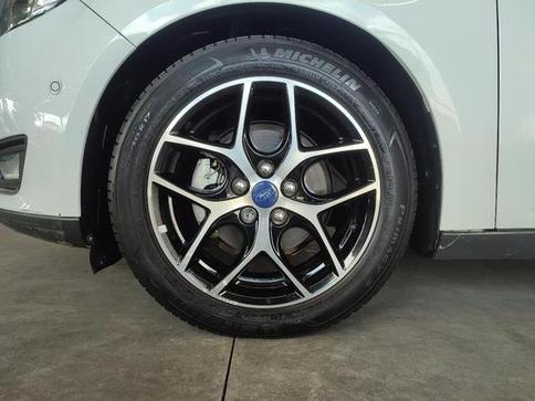 FORD FOCUS TITANIUM 2.0 16V(AUT.) 5P (FLEX)