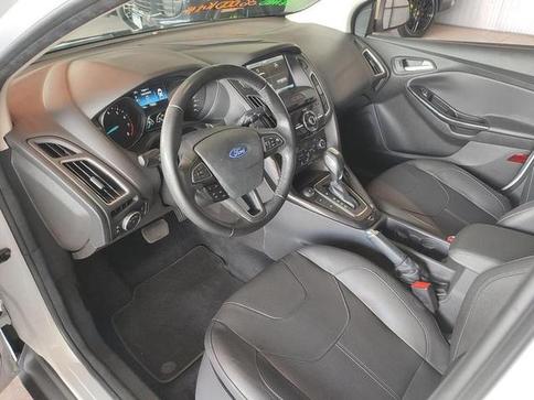 FORD FOCUS TITANIUM 2.0 16V(AUT.) 5P (FLEX)