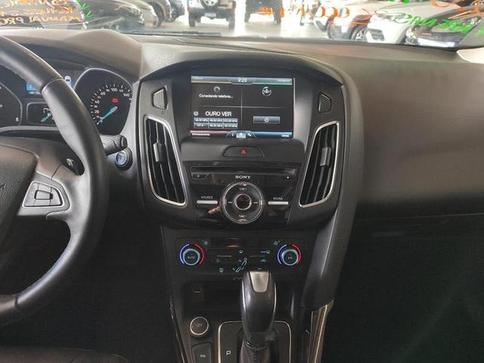 FORD FOCUS TITANIUM 2.0 16V(AUT.) 5P (FLEX)