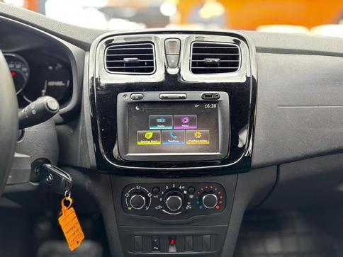 RENAULT SANDERO ZEN10MT