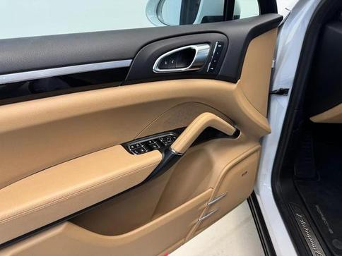 PORSCHE CAYENNE 3.6 PLATINUM EDITION 4X4 V6 24V TIPTRONIC