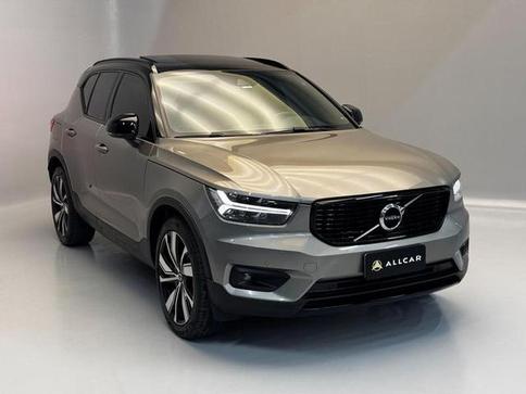 VOLVO XC 40 T5 R-DESIGN