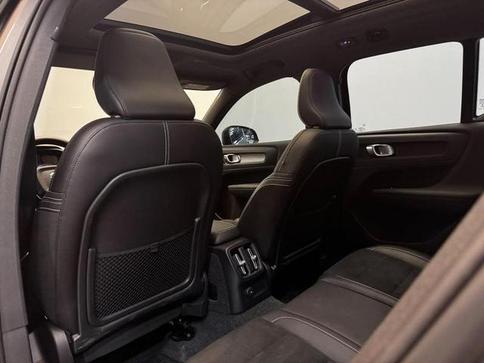 VOLVO XC 40 T5 R-DESIGN