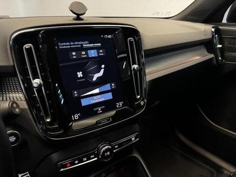 VOLVO XC 40 T5 R-DESIGN