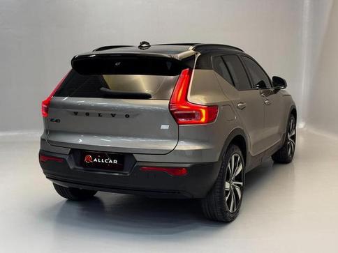 VOLVO XC 40 T5 R-DESIGN