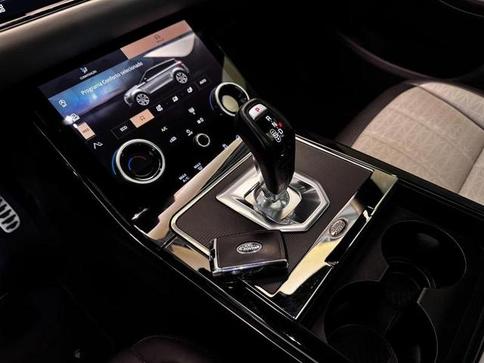 LAND ROVER RANGE ROVER EVOQUE R-DYNAMIC HSE P250