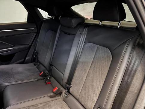 AUDI Q3 SPB PERF BLACK 2.0 TFSI TIPT QUAT