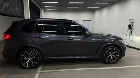 BMW X5 XDRIVE 45E