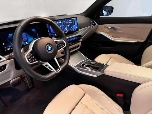 BMW 330E M SPORT 2.0 TURBO AUT H�BRIDO