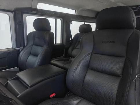 LAND ROVER DEFENDER 110 4X4 2.5TD5 CSTD