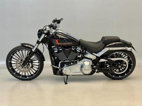 HARLEY-DAVIDSON SOFTAIL BREAKOUT