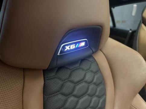 BMW I/ BMW X6 M COMPETITION