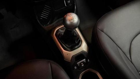 JEEP RENEGADE 1.8 MT