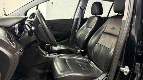 CHEVROLET CHEV TRACKER LT