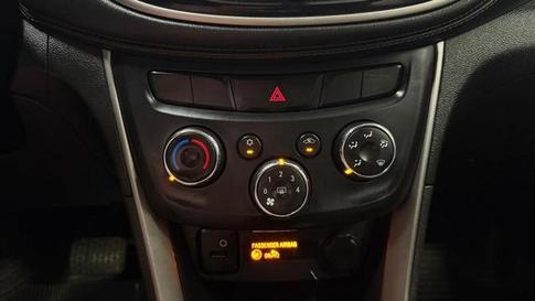 CHEVROLET CHEV TRACKER LT