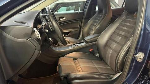 MERCEDES-BENZ GLA200FF