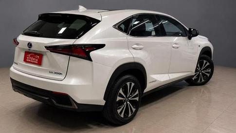 LEXUS NX300H F-SPORT