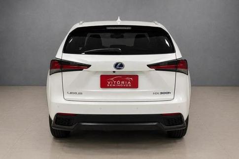 LEXUS NX300H F-SPORT