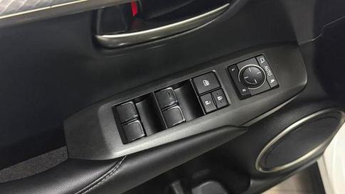 LEXUS NX300H F-SPORT