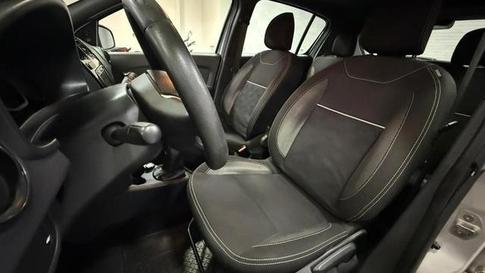 RENAULT SANDERO ZEN10MT