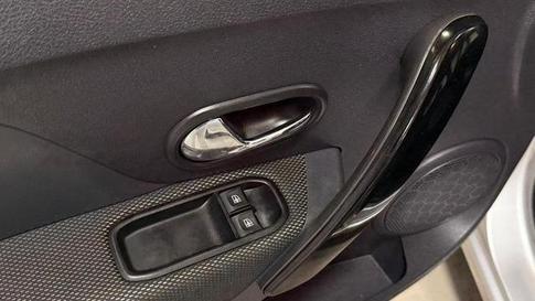 RENAULT SANDERO ZEN10MT
