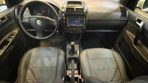 VOLKSWAGEN POLO SEDAN 1.6