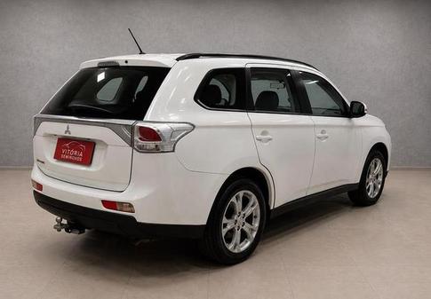 MITSUBISHI MMC OUTLANDER 2.0
