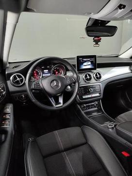 MERCEDES-BENZ GLA 200 FF