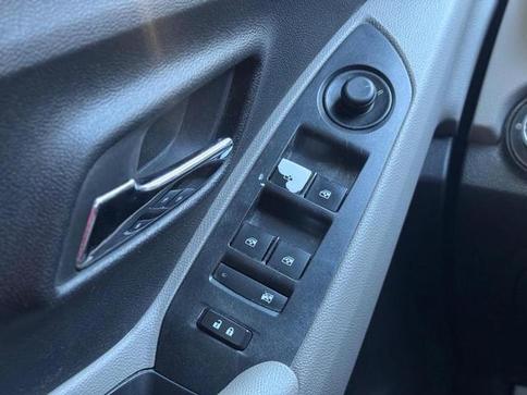 CHEVROLET TRACKER LTZ AT