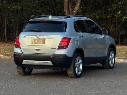 CHEVROLET TRACKER LTZ AT