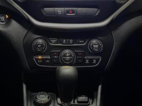 JEEP CHEROKEE 3.2 LONGITUDE 4X4 V6