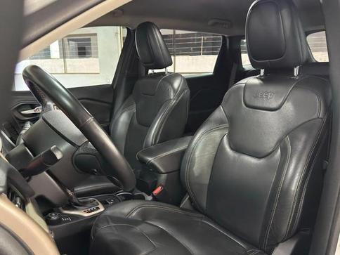 JEEP CHEROKEE 3.2 LONGITUDE 4X4 V6