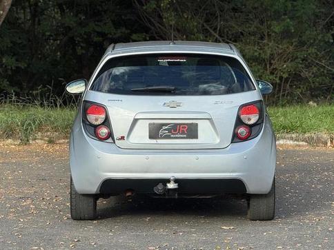 CHEVROLET SONIC LT HB AT