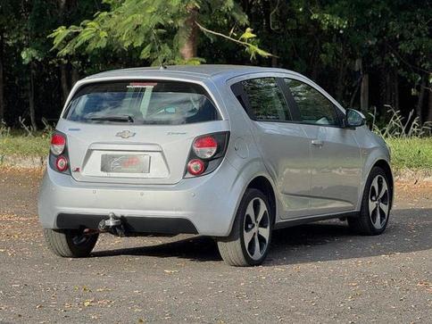 CHEVROLET SONIC LT HB AT