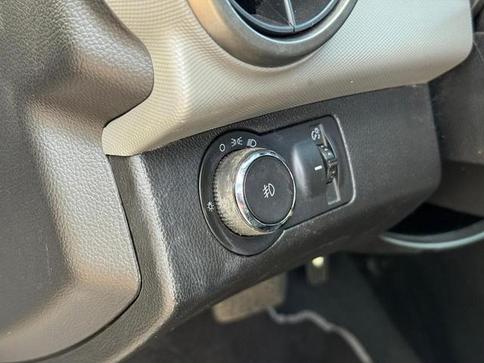 CHEVROLET SONIC LT HB AT