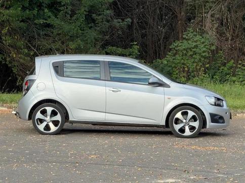 CHEVROLET SONIC LT HB AT