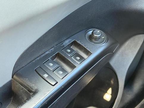 CHEVROLET SONIC LT HB AT