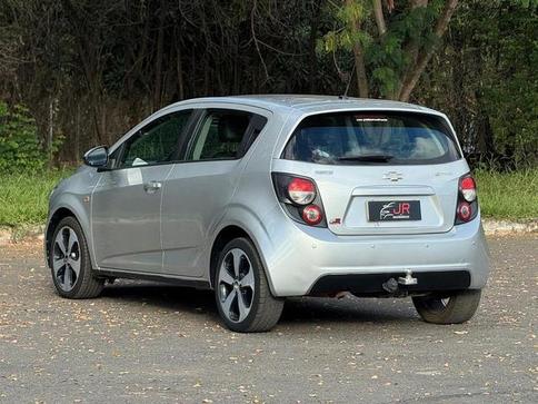 CHEVROLET SONIC LT HB AT