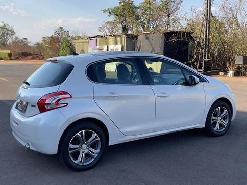 PEUGEOT 208 GRIFFE A