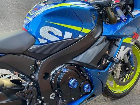 SUZUKI GSXR750