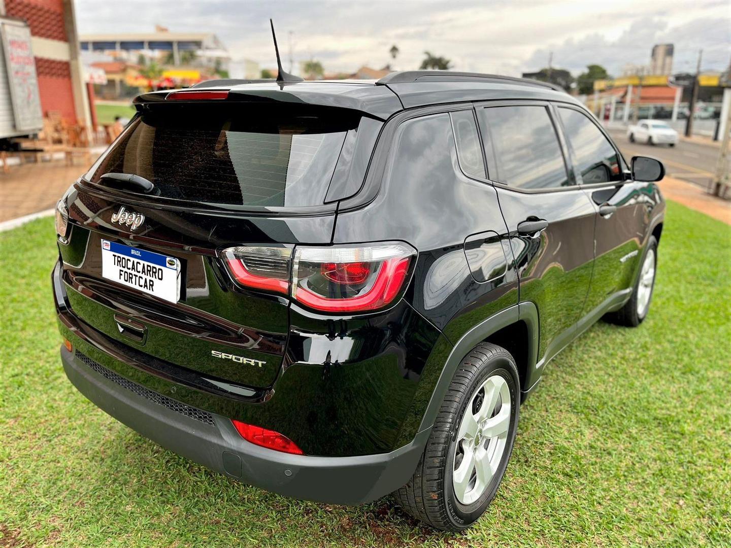 JEEP COMPASS SPORT 2.0 4X2 FLEX AUTOMATICO TrocaCarro