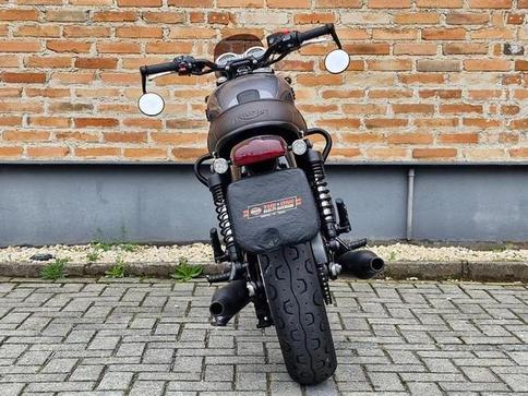 TRIUMPH BONNEVILLE T120 BLACK