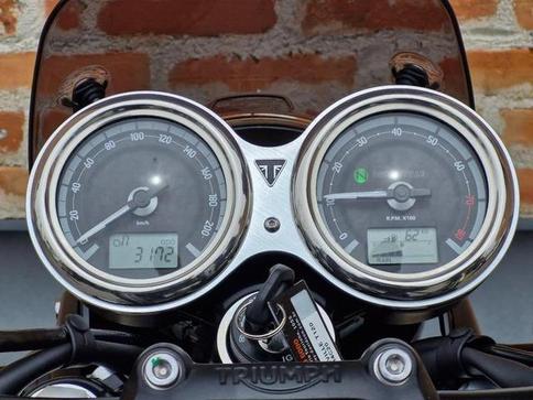 TRIUMPH BONNEVILLE T120 BLACK