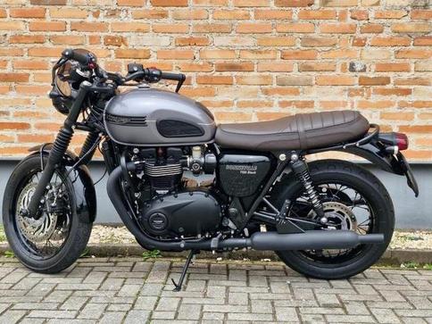 TRIUMPH BONNEVILLE T120 BLACK
