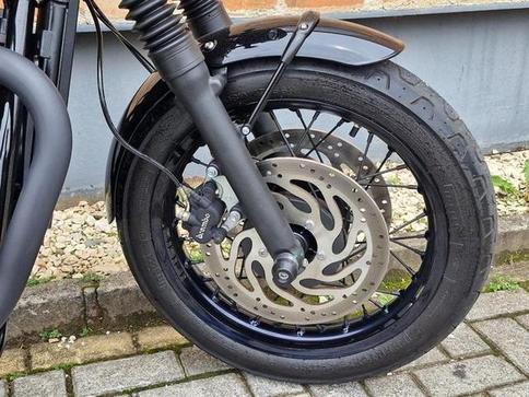 TRIUMPH BONNEVILLE T120 BLACK